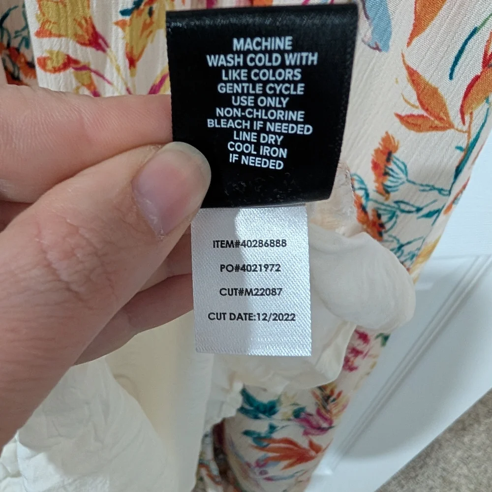 Torrid Carrie Floral Lace Inset Maxi Dress in Size 2 (18/20) - Picture 15 of 15